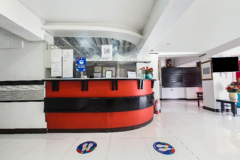 Cosmo Hotel   Padre Campa