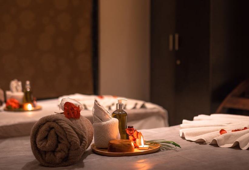 Crescent Spa And Resorts Indore