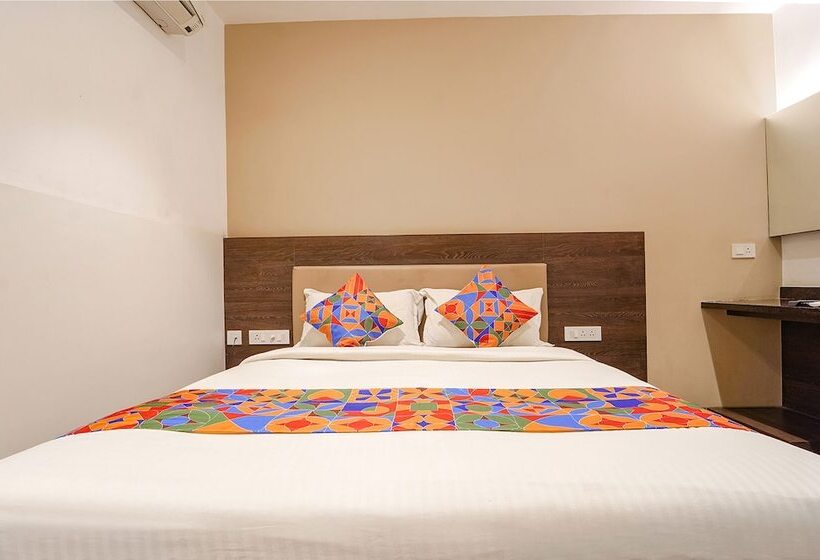 Fabhotel Karpagam   900m From Nehru Stadium