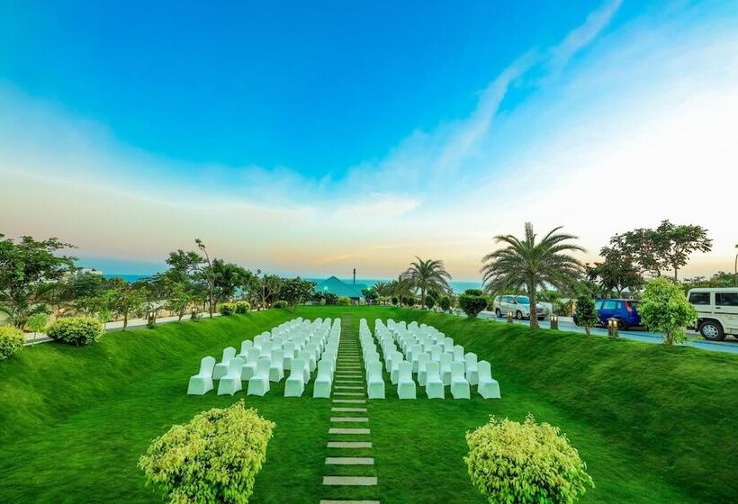 Отель Annai Resorts & Spa