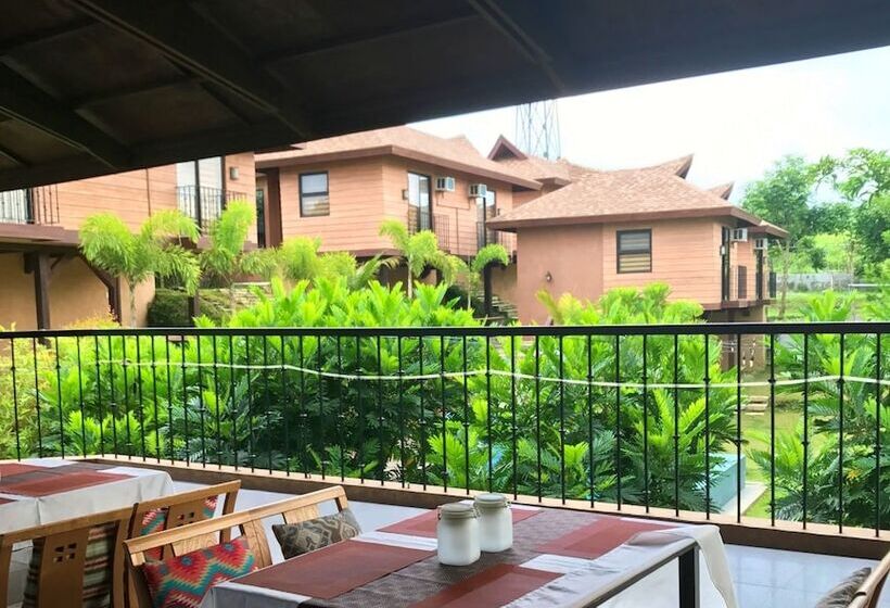 هتل Asian Village Tagaytay