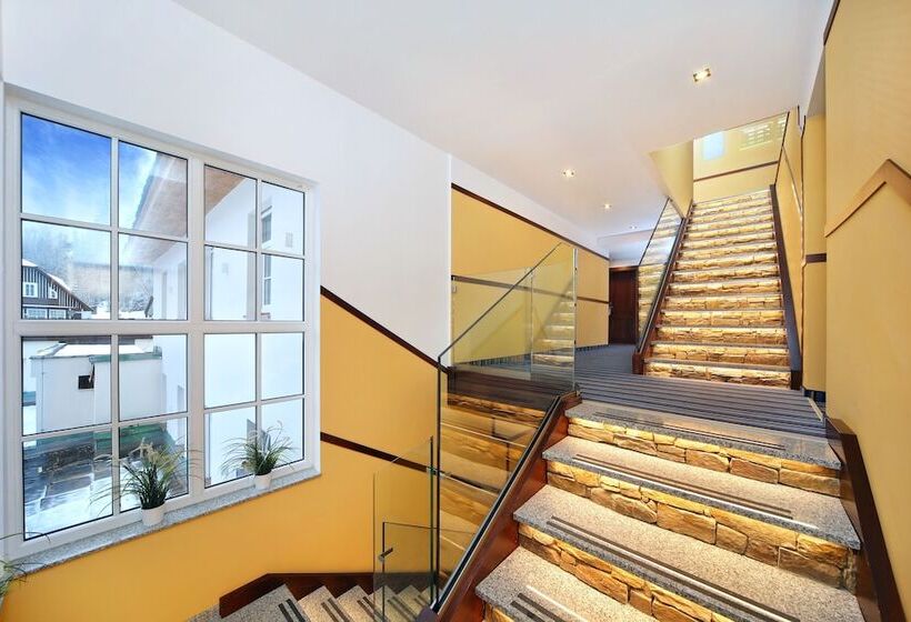 בית מלון כפרי Central 1920