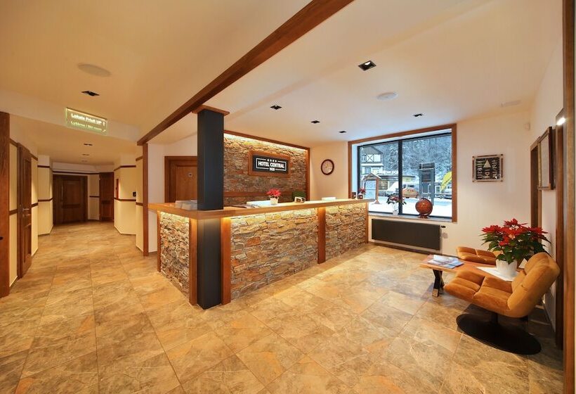 בית מלון כפרי Central 1920