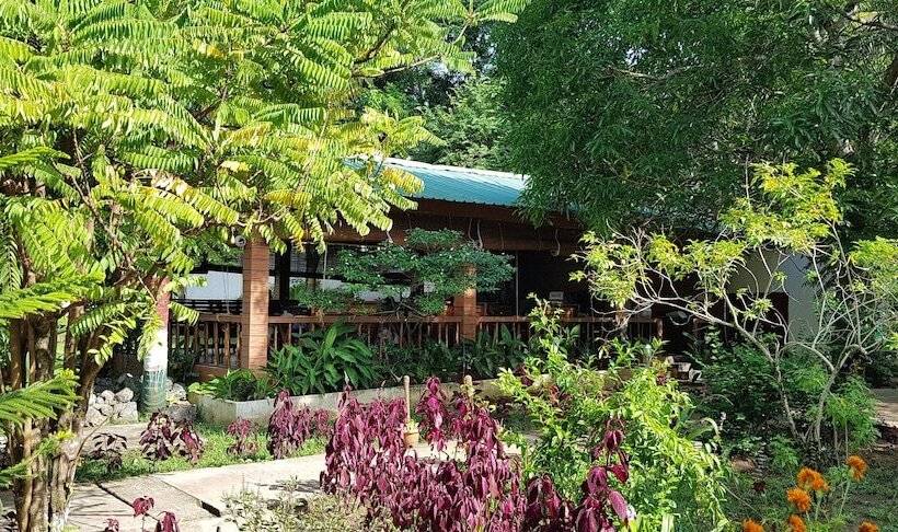 酒店 De Meadows Resort