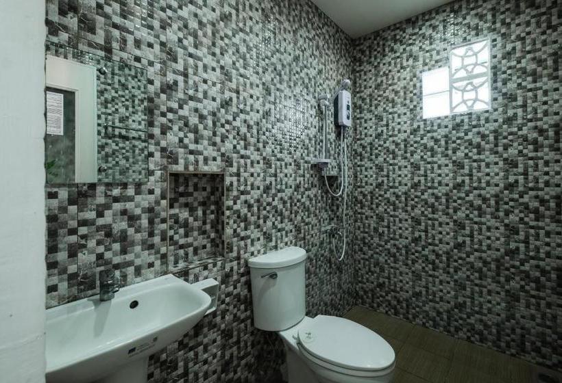 בית מלון כפרי Delgado's Resort