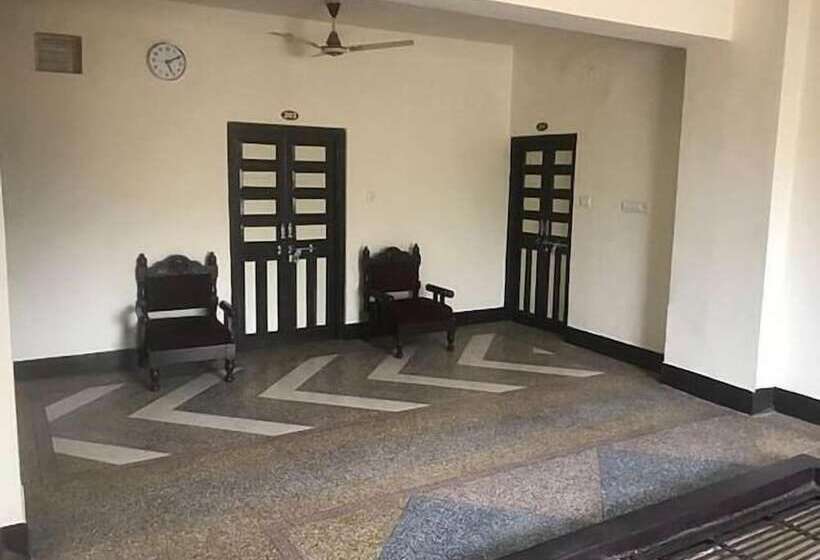 호텔 Dharohar Palace