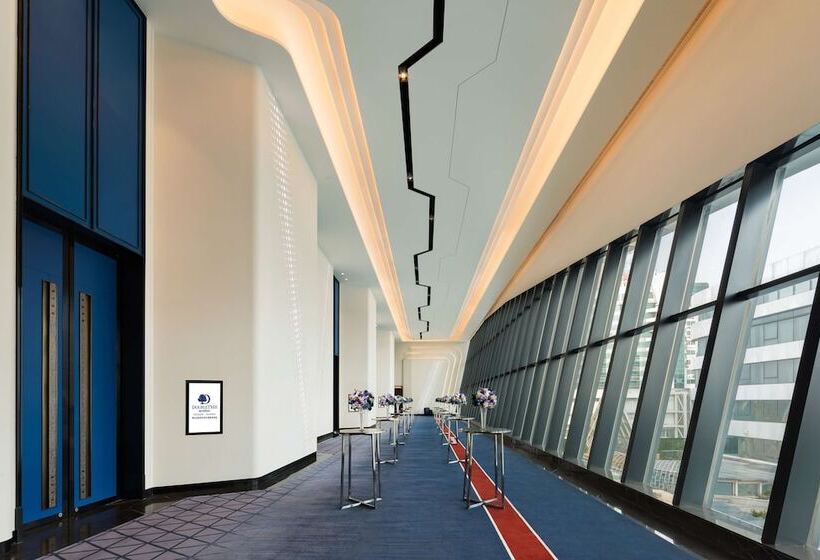 Отель Doubletree By Hilton Foshannanhai