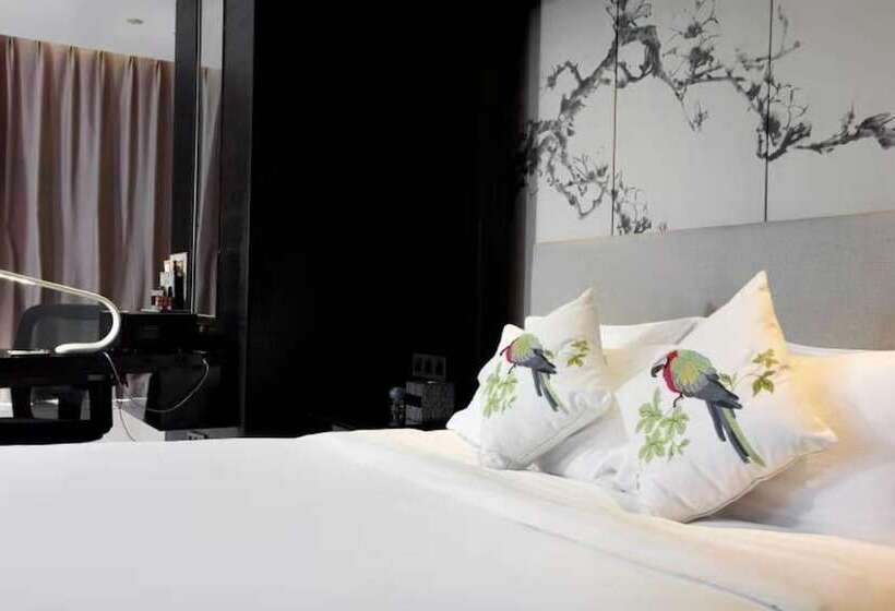 هتل Elite Polink Global