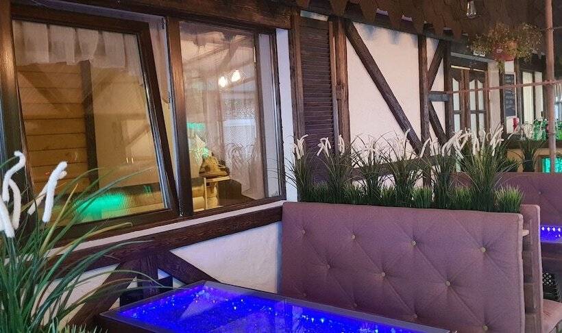 هتل Gostinitsa Kentavr