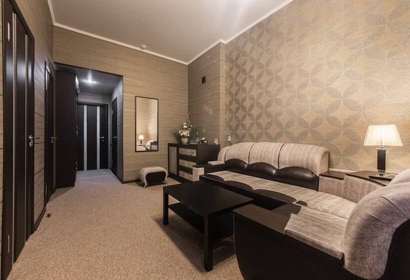 هتل Gostinitsa Kentavr