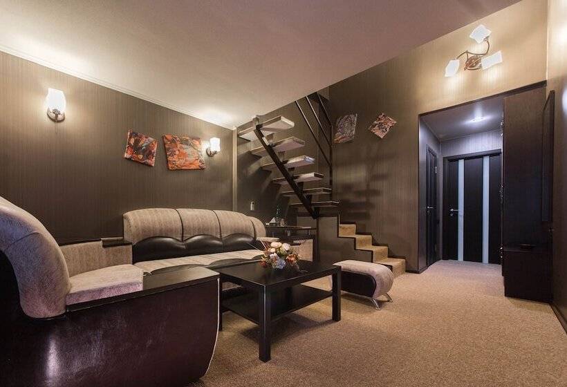 هتل Gostinitsa Kentavr