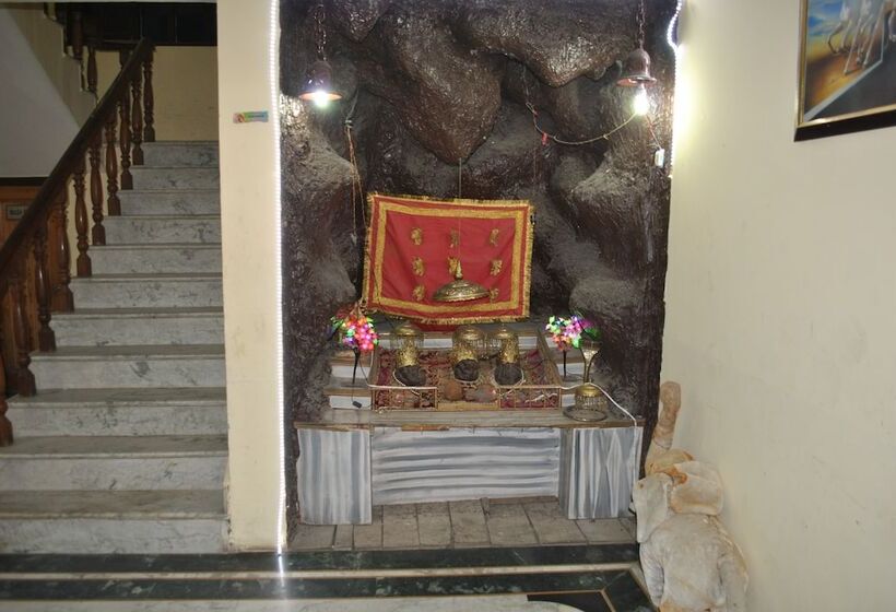 Hotel Malabar Inn By Mtmc Rooms, Katra