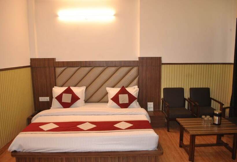 Hotel Malabar Inn By Mtmc Rooms, Katra
