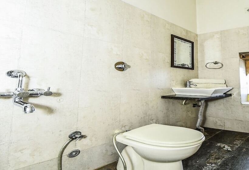 בית מלון כפרי Marwar Heritage By Oyo Rooms