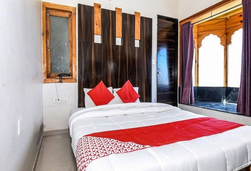 בית מלון כפרי Marwar Heritage By Oyo Rooms