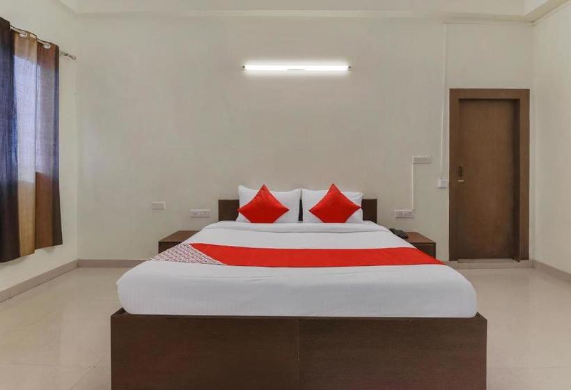 בית מלון כפרי Shakun Palace   Couple Friendly