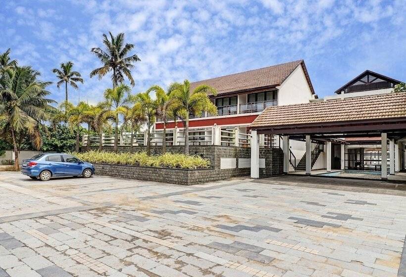 호텔 Townhouse Oak Edassery S Sealine Villa Stay