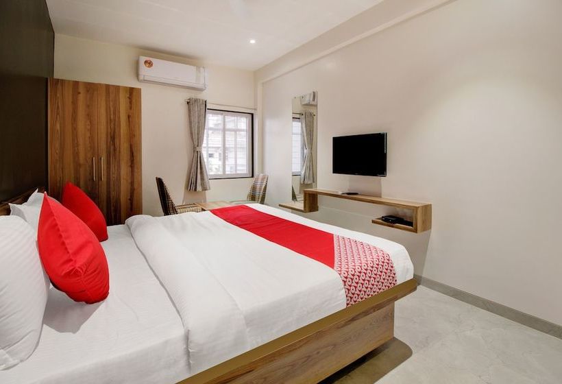 Hotel Radhika Ex By Oyo Rooms