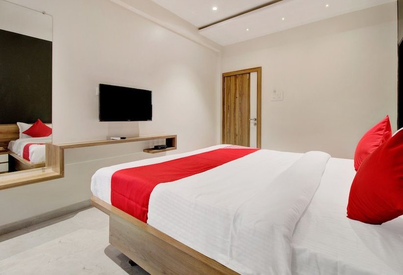 Hotel Radhika Ex By Oyo Rooms