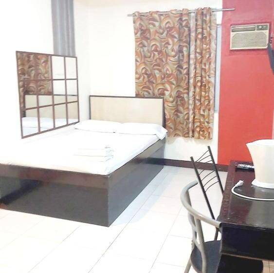 Cosmo Hotel Espana Near Ust