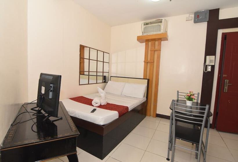 Cosmo Hotel Espana Near Ust