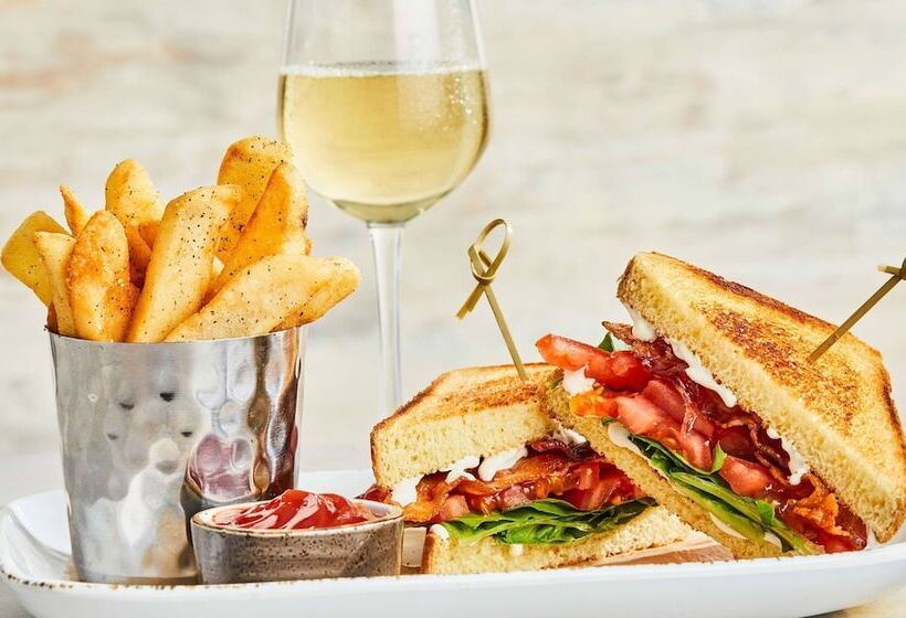 호텔 Courtyard By Marriott Albany Airport