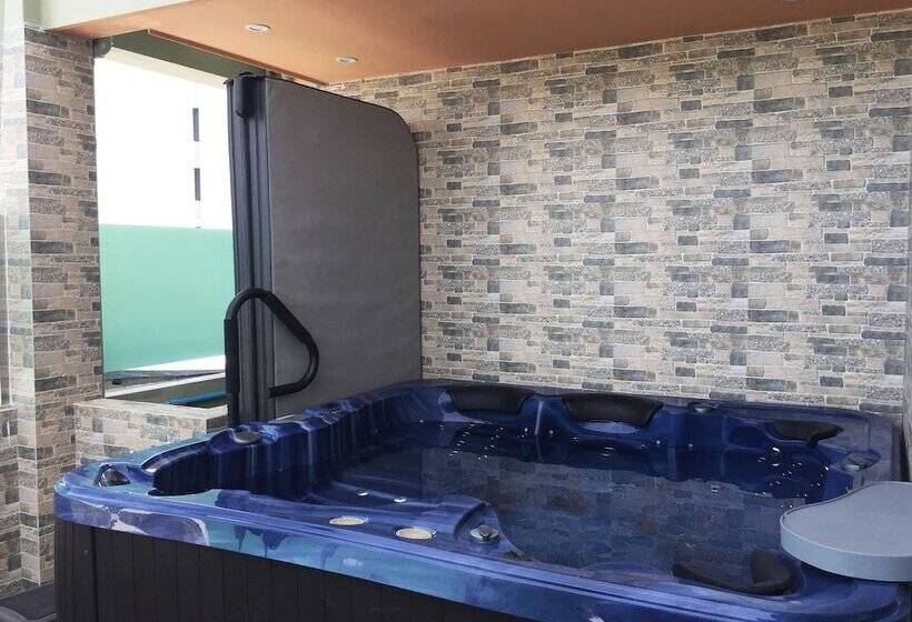 هتل Rosemary Boutique