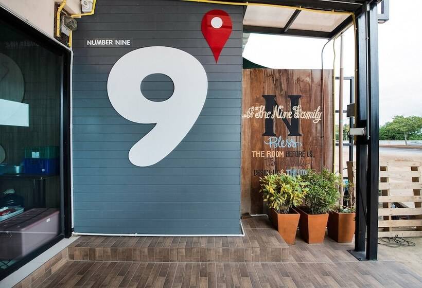 هتل Sattahip 9 Boutique