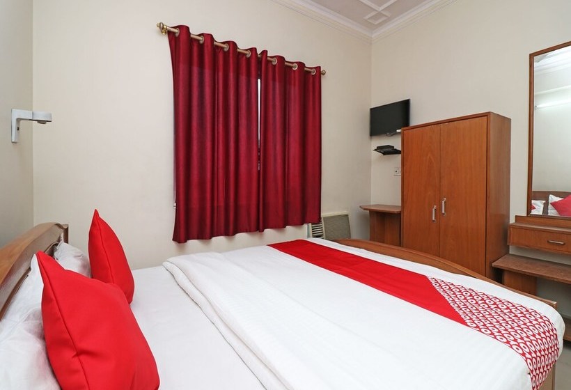 호텔 Shiva By Oyo Rooms