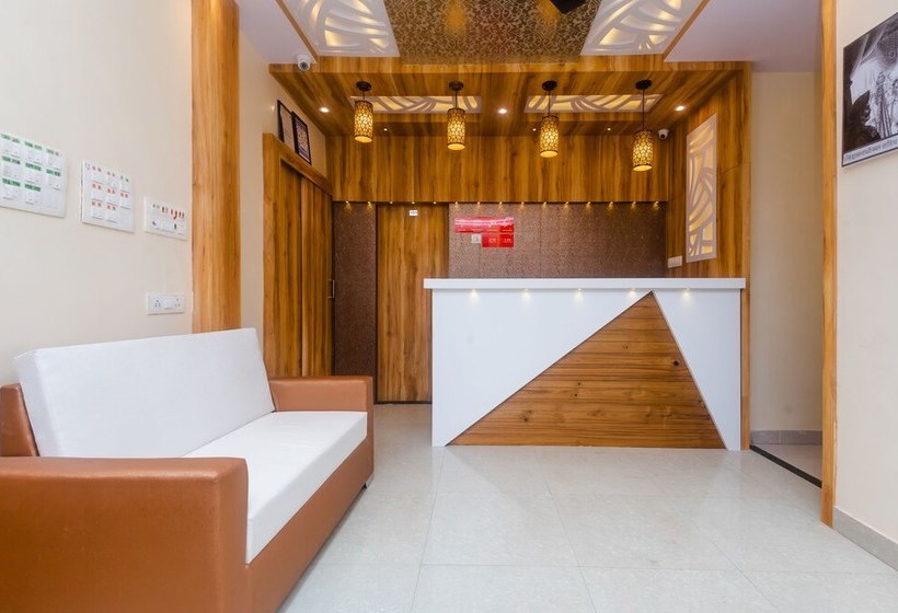 בית מלון כפרי Suncity By Oyo Rooms