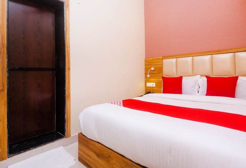 בית מלון כפרי Suncity By Oyo Rooms