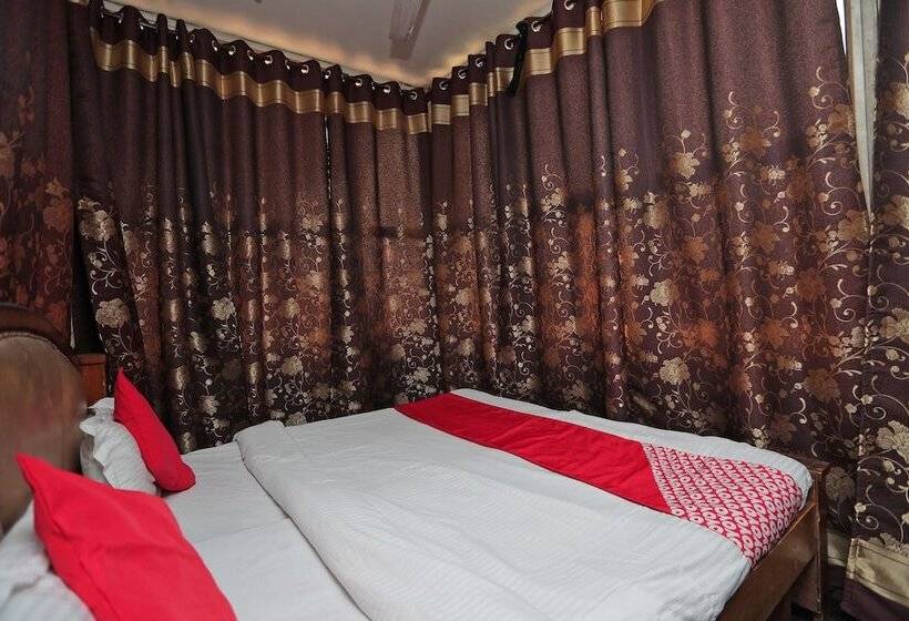 فندق The City Heart By Oyo Rooms