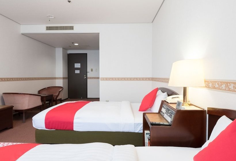 فندق Toyama Joshi Koen By Oyo Rooms