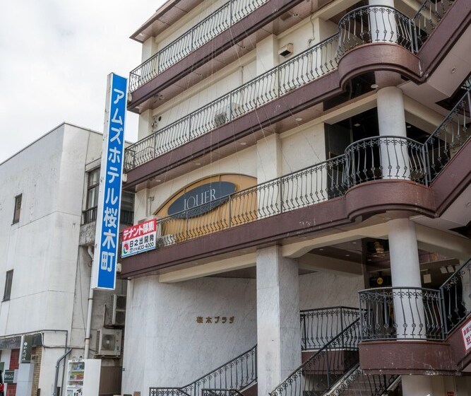 فندق Toyama Joshi Koen By Oyo Rooms