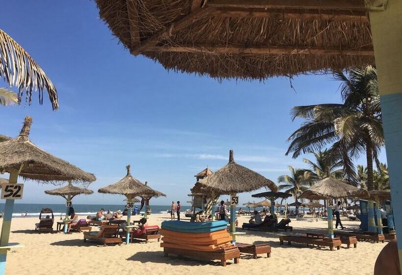 Kunta Kinteh Beach Complex