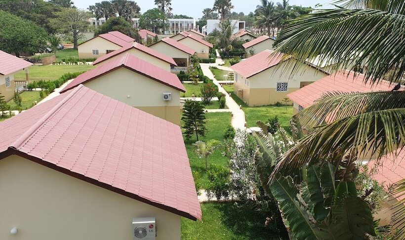 Kunta Kinteh Beach Complex