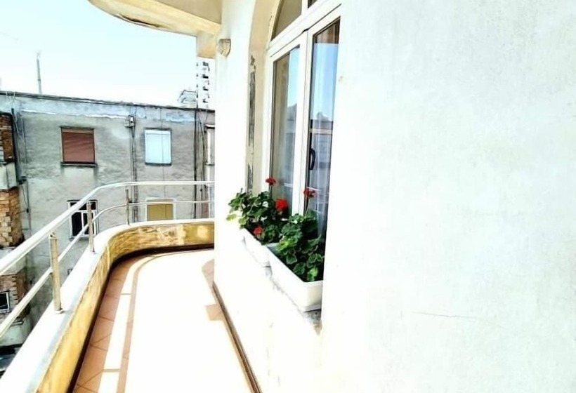 Luckyshine Hostel