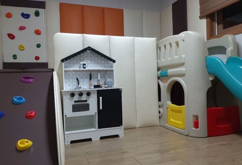 Modern House Pension