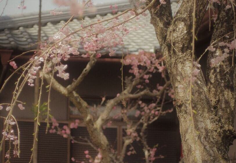 بنسيون Bishamon House