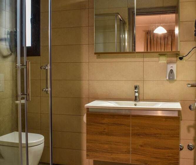 بنسيون Elia Deluxe Accommodation