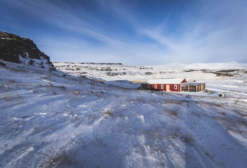 پانسیون Litlabjarg Guesthouse