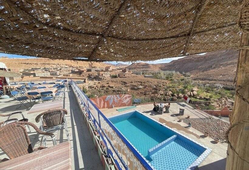 پانسیون Maison Salwa