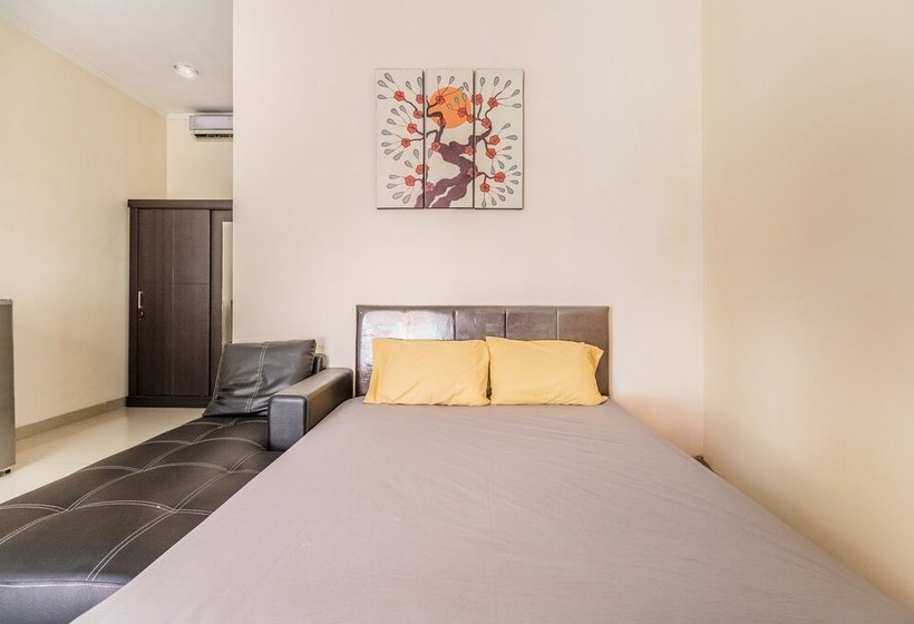 Пансион Oyo Flagship 1462 Hunian Tinggal Megarich Sws