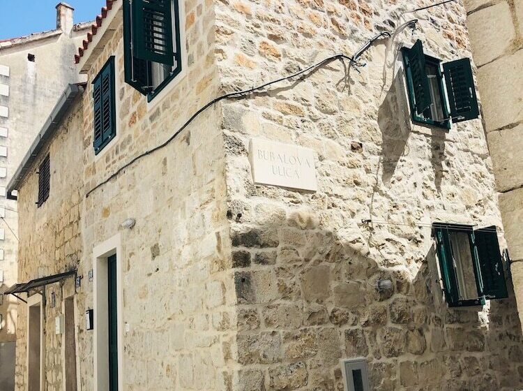 פנסיון Peasant´s Palace