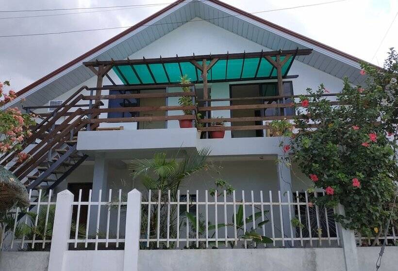 پانسیون Sisters Inn