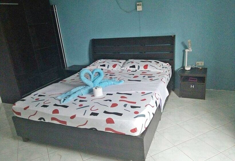 پانسیون Sisters Inn