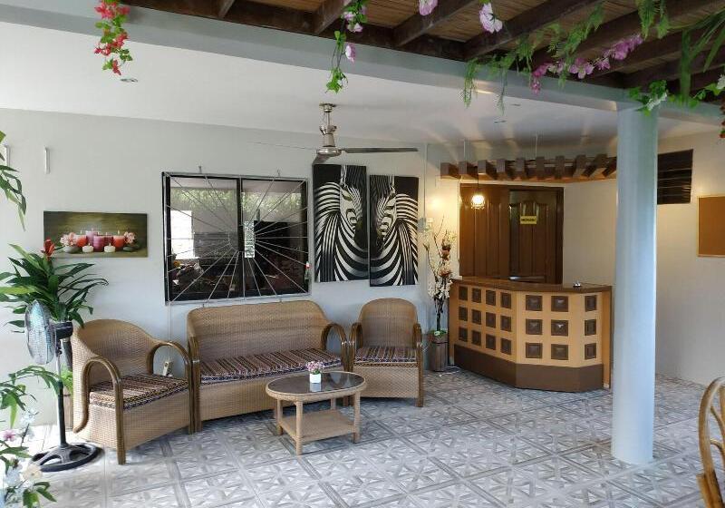 پانسیون Sisters Inn