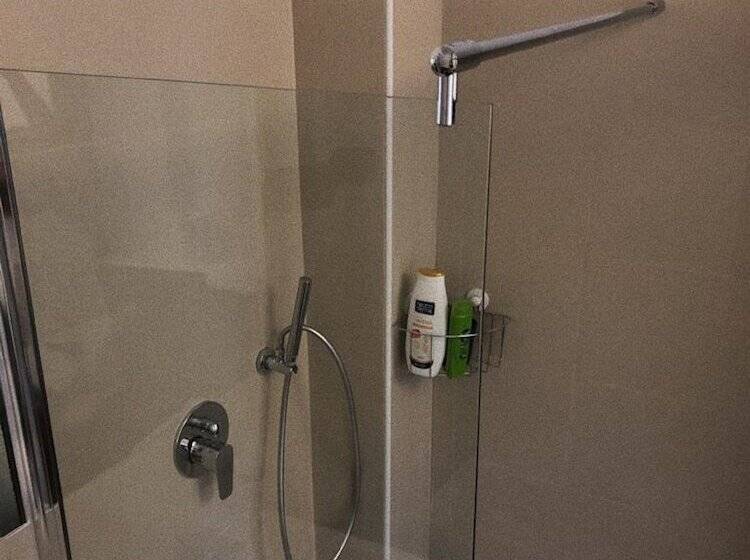 פנסיון Torre Tresca 2