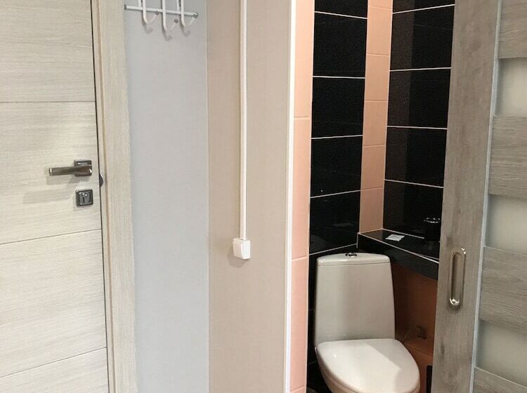 펜션 U Aeroporta Mini