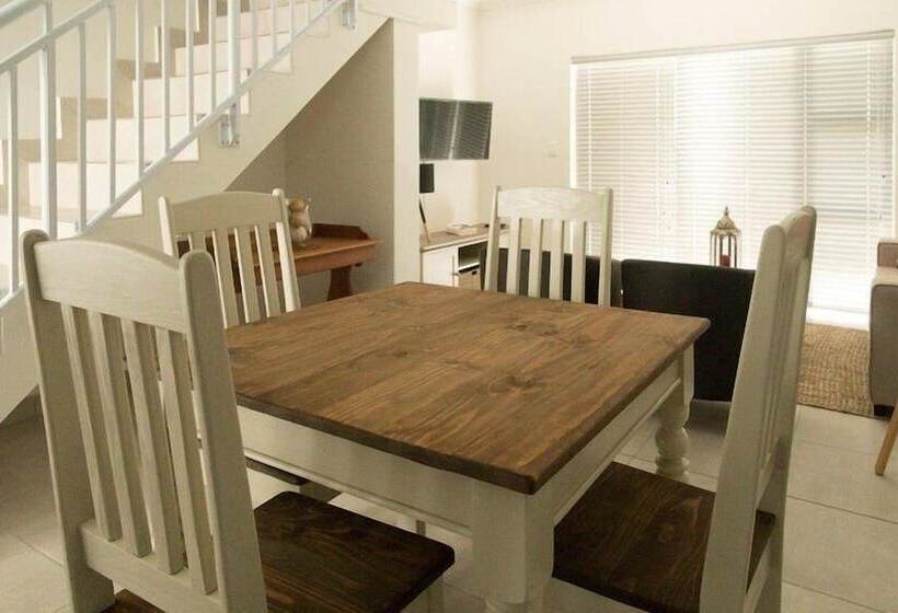 بنسيون Wineland Suites